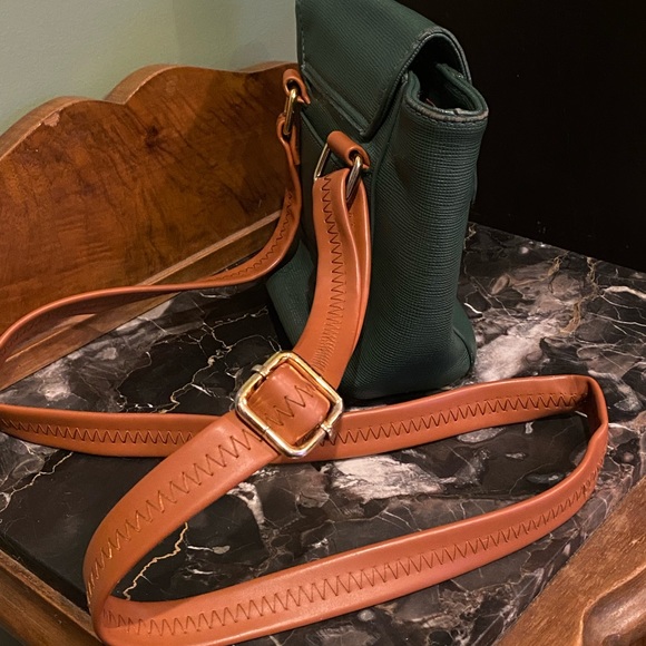 Adrienne Vittadini bag - Picture 11 of 16